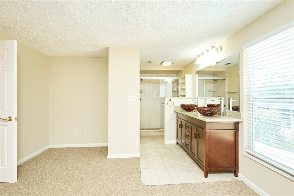 Tampa, Florida, 33618, United States, 3 Bedrooms Bedrooms, ,3 BathroomsBathrooms,Residential,For Sale,1752672