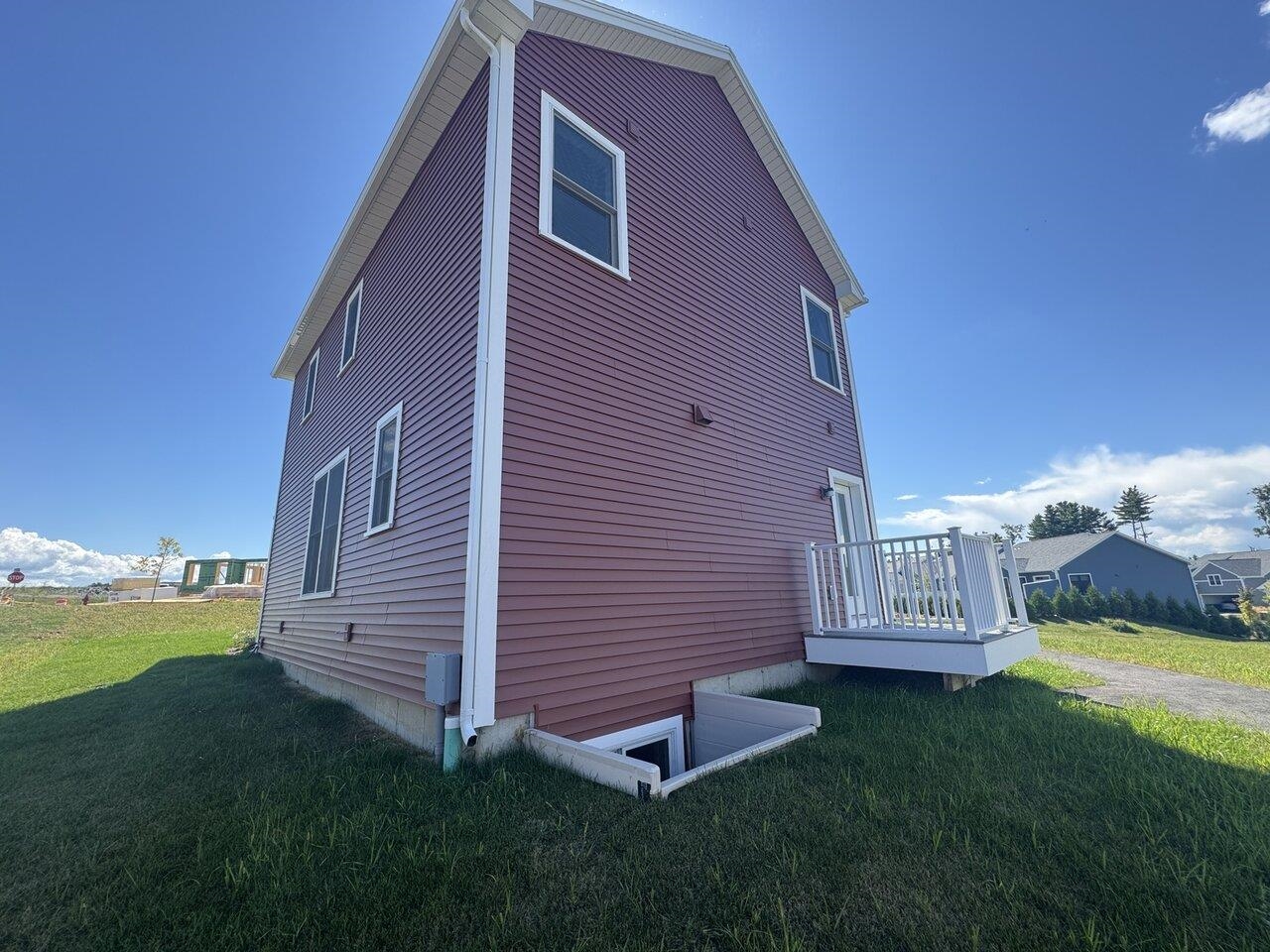 South Burlington, Vermont, 05403, United States, 3 Bedrooms Bedrooms, ,2 BathroomsBathrooms,Residential,For Sale,1939047