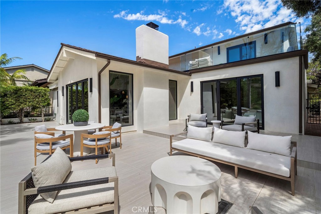 Newport Beach, California, 92660, United States, 4 Bedrooms Bedrooms, ,5 BathroomsBathrooms,Residential,For Sale,1942289