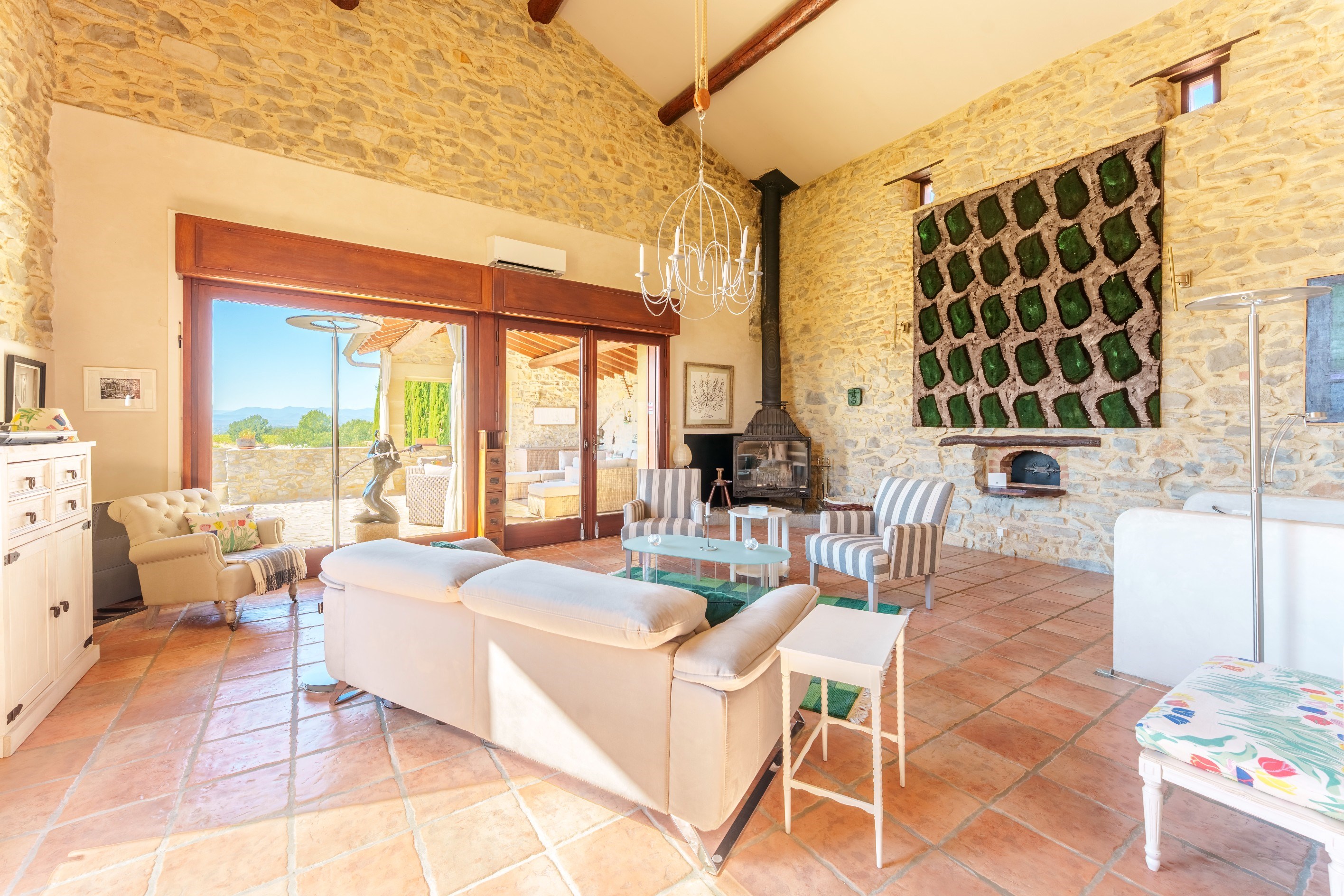  Stunning property with vineyard views in a quiet village, 45 min from Montpelli… - 物件實景