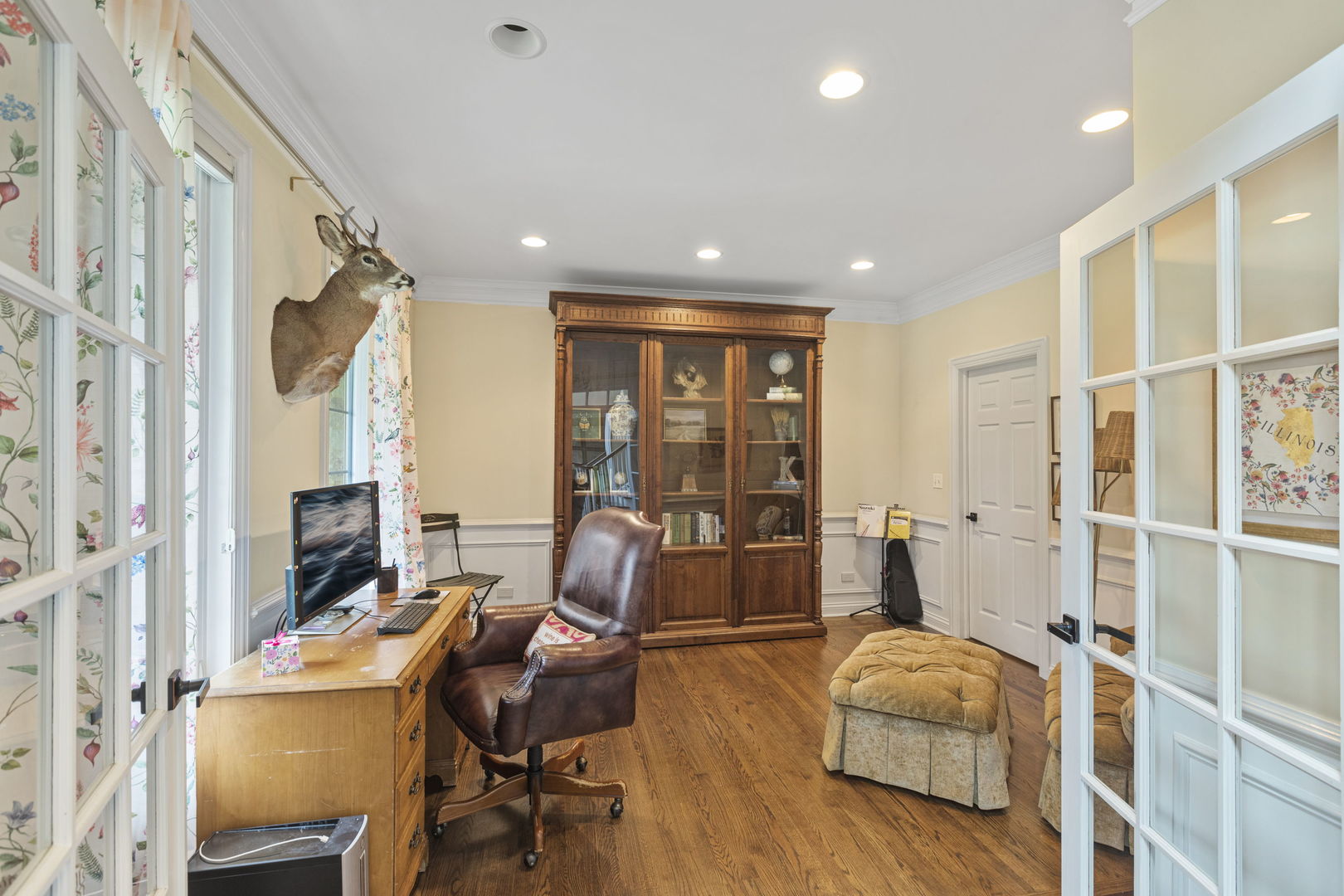 Prospect Heights, Illinois, 60070, United States, 4 Bedrooms Bedrooms, ,4 BathroomsBathrooms,Residential,For Sale,1940157