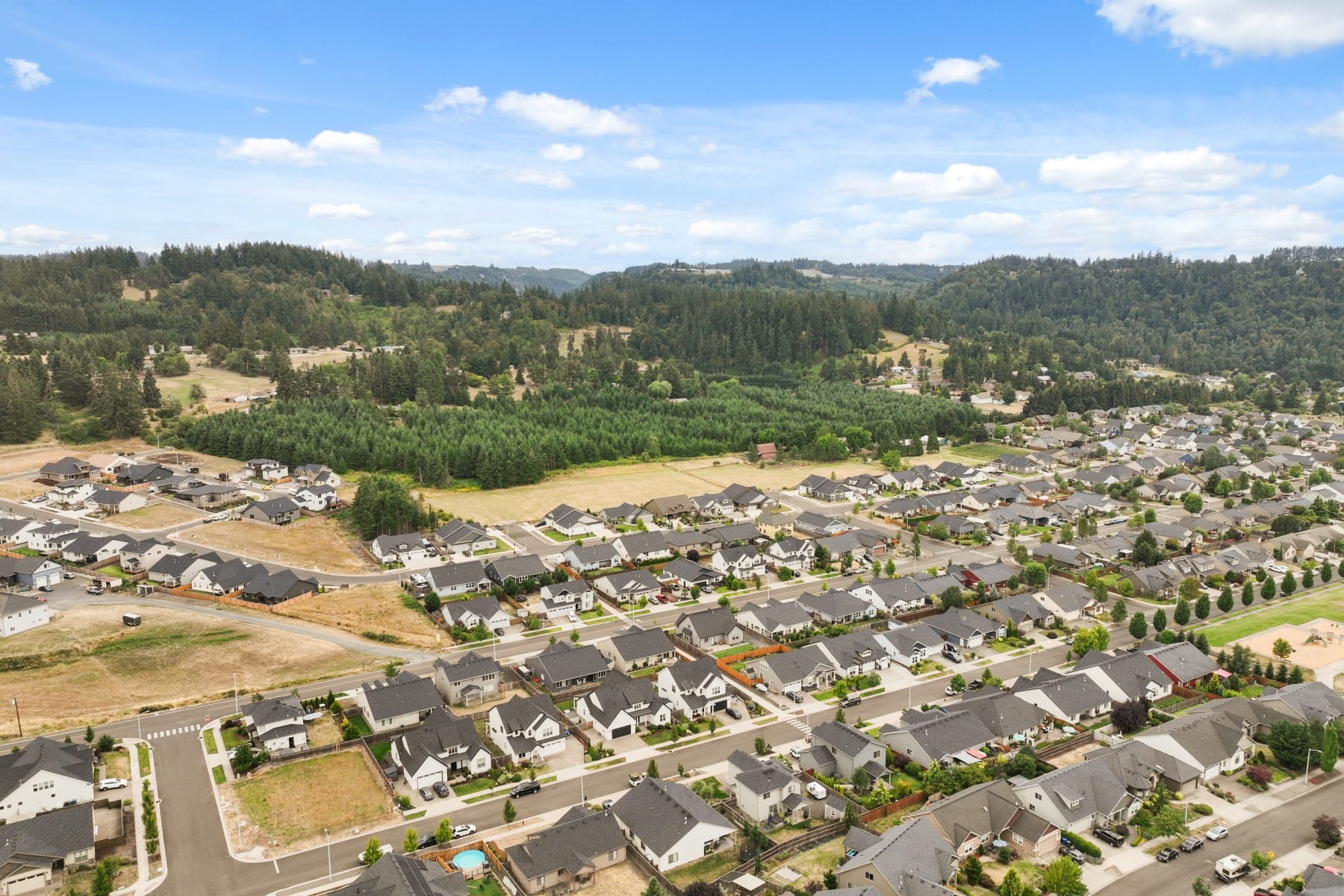  1474 MEADOW AVE Silverton, OR 97381 - 物件實景