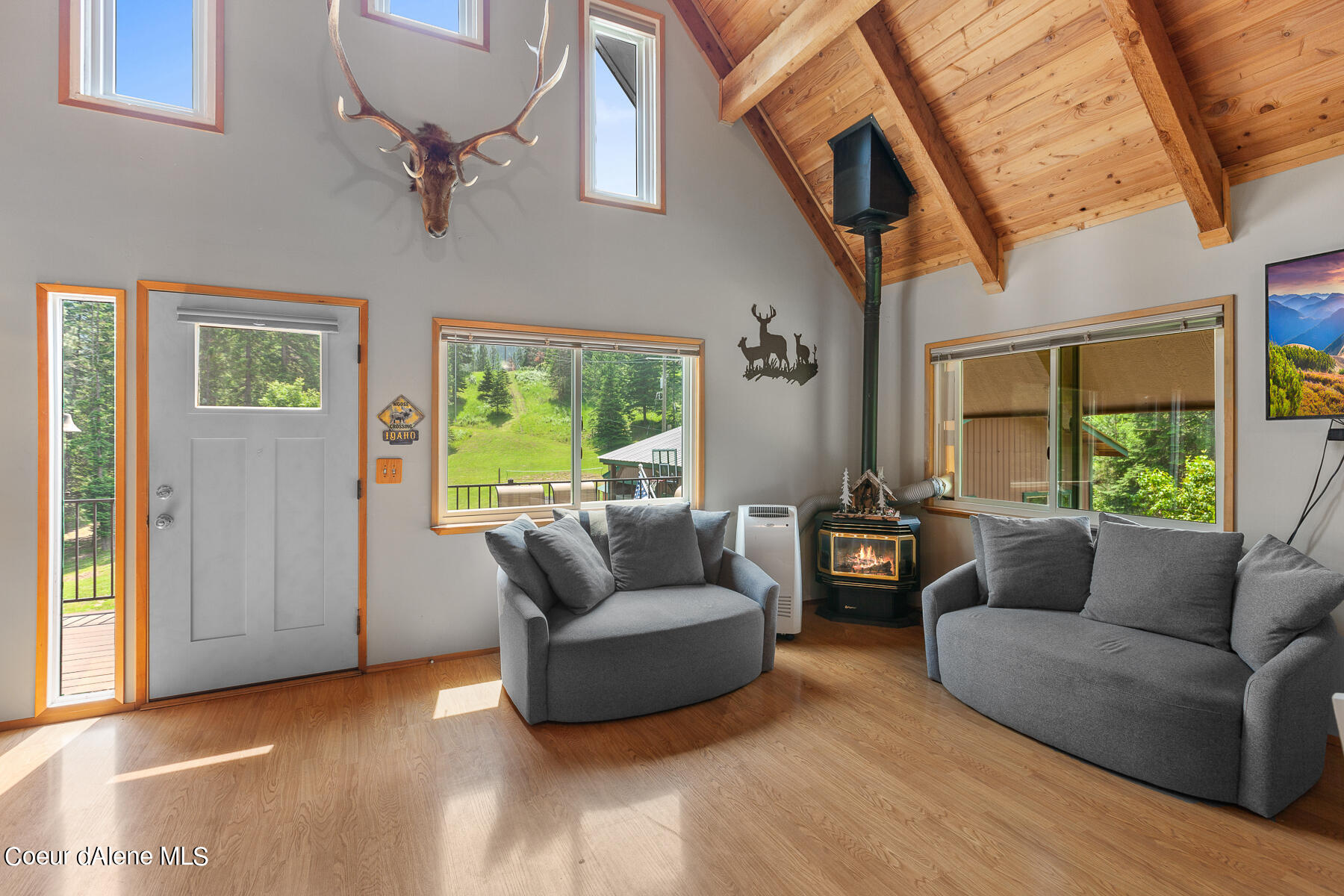 Coeur d'Alene, Idaho, 83814, United States, 4 Bedrooms Bedrooms, ,3 BathroomsBathrooms,Residential,For Sale,1974008