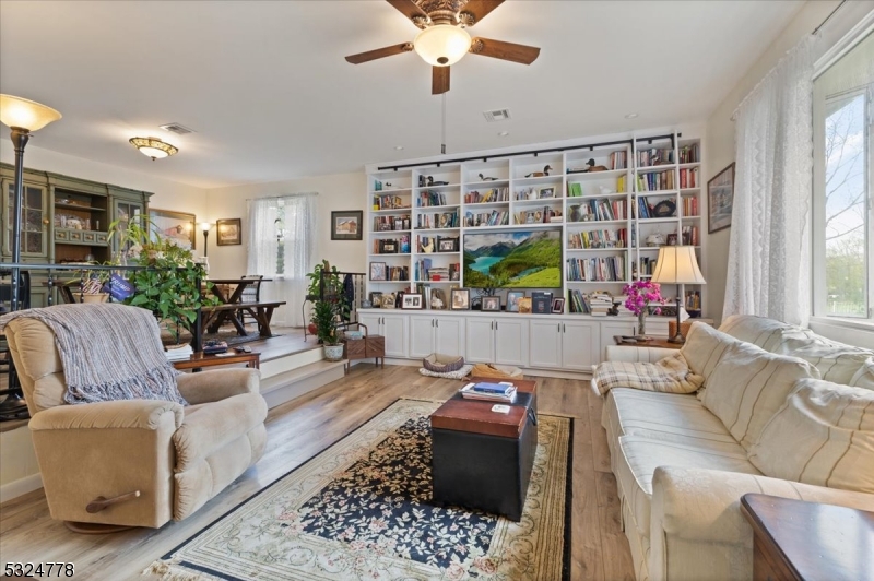 Lebanon Twp., New Jersey, 08827, United States, 4 Bedrooms Bedrooms, ,3 BathroomsBathrooms,Residential,For Sale,1847563