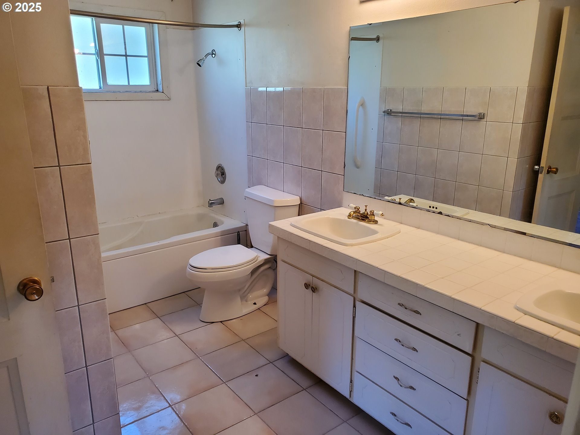 Pleasant Hill, Oregon, 97455, United States, 4 Bedrooms Bedrooms, ,3 BathroomsBathrooms,Residential,For Sale,1753097