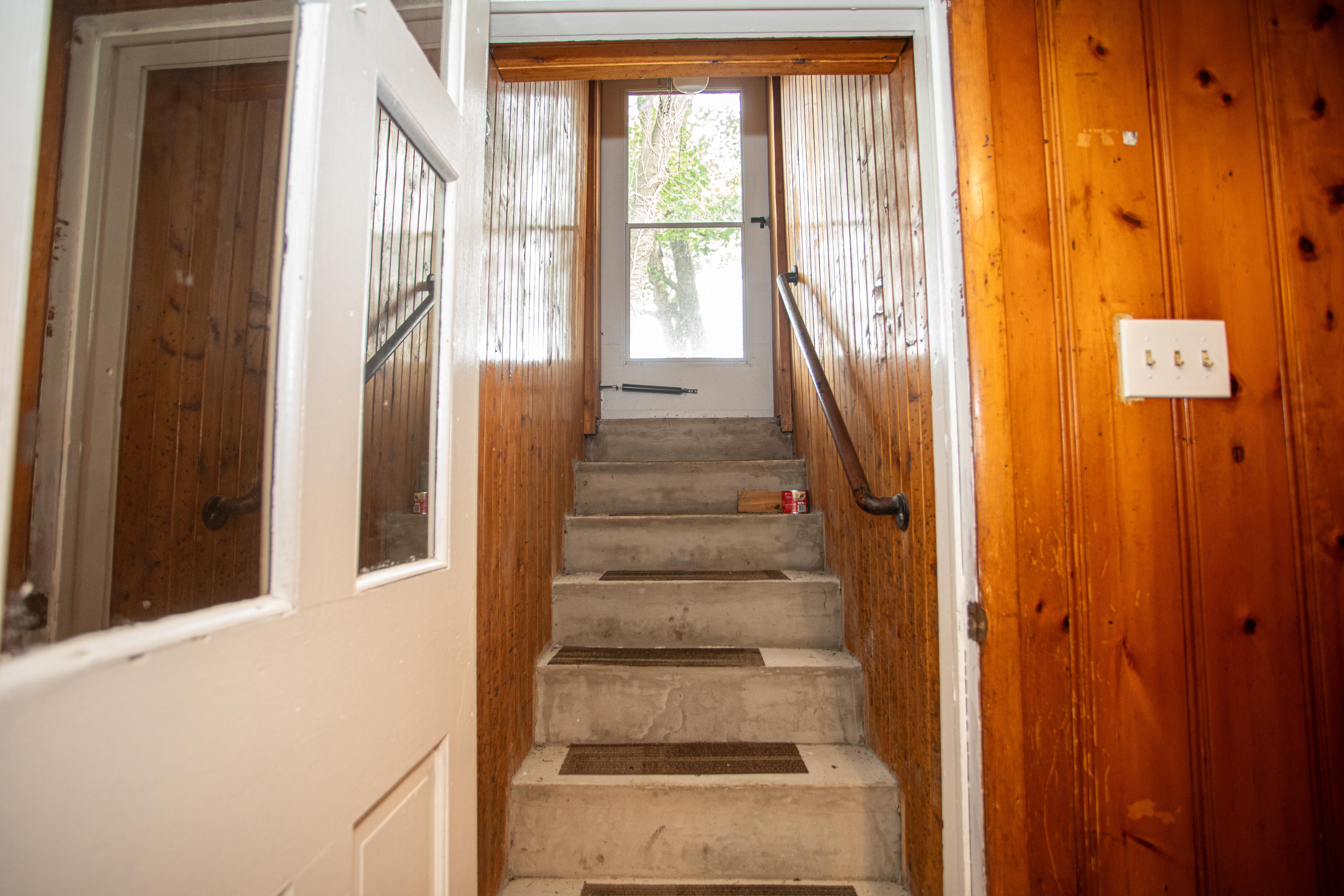 1220 - South Amboy, New Jersey, 08879, United States, 3 Bedrooms Bedrooms, ,2 BathroomsBathrooms,Residential,For Sale,1983627