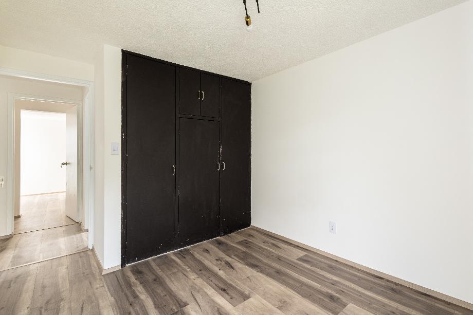 Coyoacán, Ciudad de México, 04310, Mexico, 3 Bedrooms Bedrooms, ,1 BathroomBathrooms,Residential,For Sale,1970863