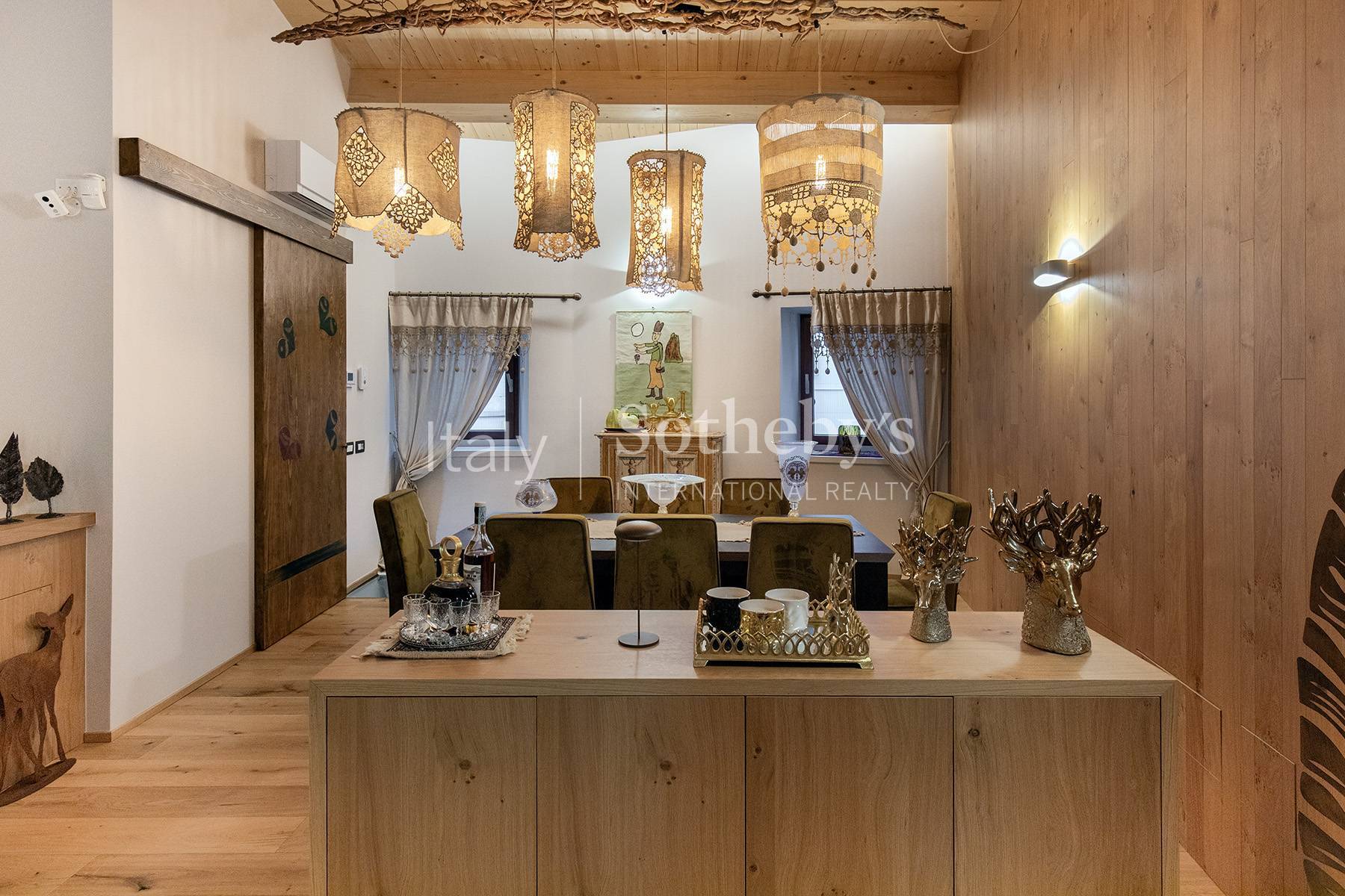  Elegant Townhouse with View - 物件實景