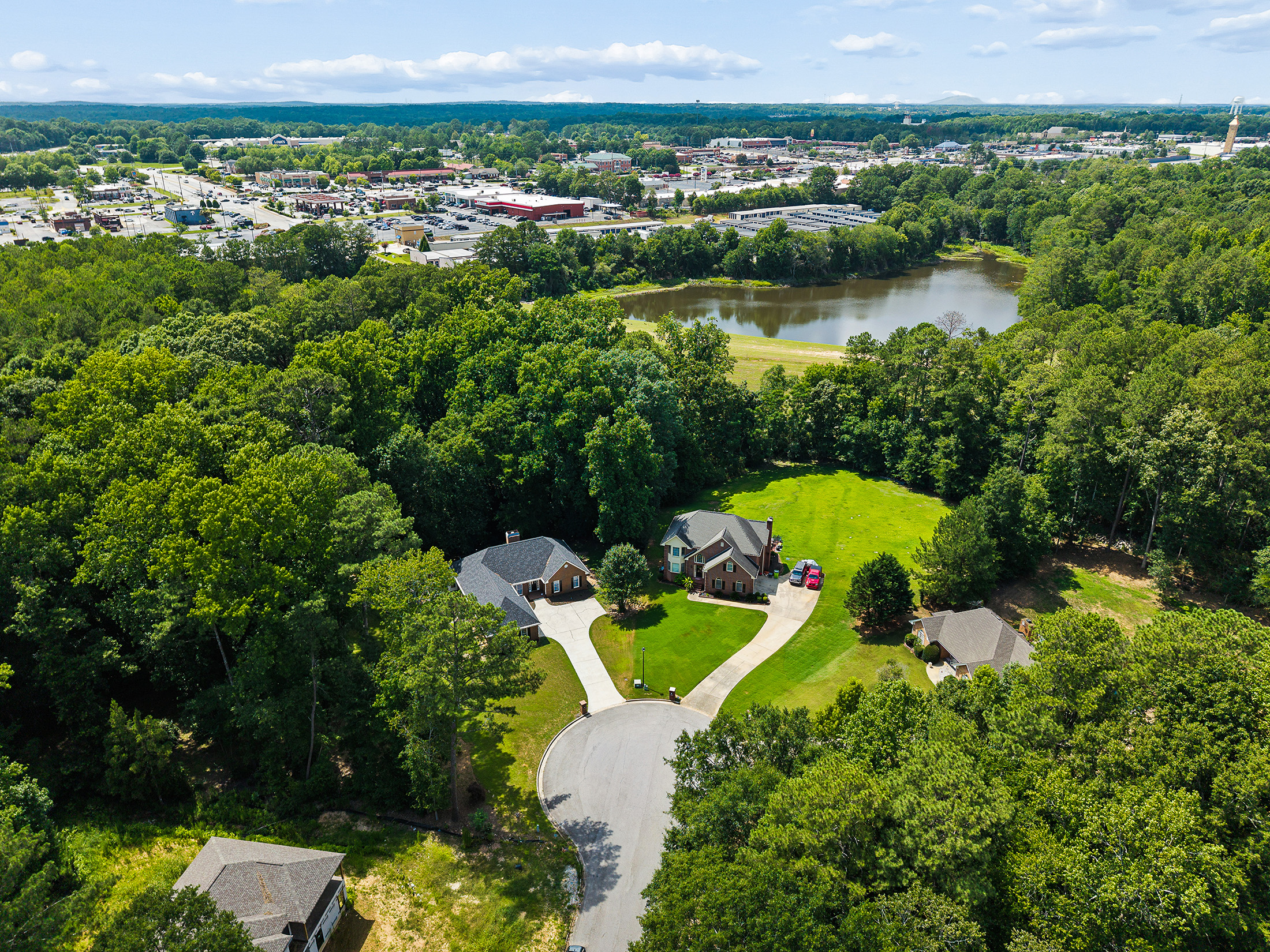 Beautifully Refreshed Ranch Nestled on an Expansive Cul-de-sac Lot - 物件實景
