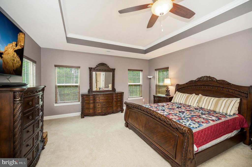 Woodbridge, Virginia, 22193, United States, 6 Bedrooms Bedrooms, ,6 BathroomsBathrooms,Residential,For Sale,1919107