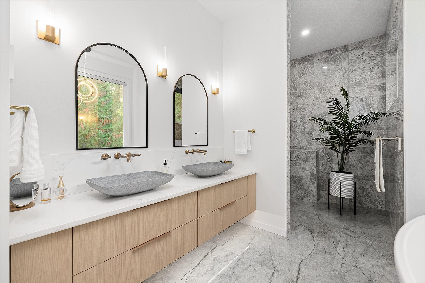  Gorgeous Custom Home - 物件實景