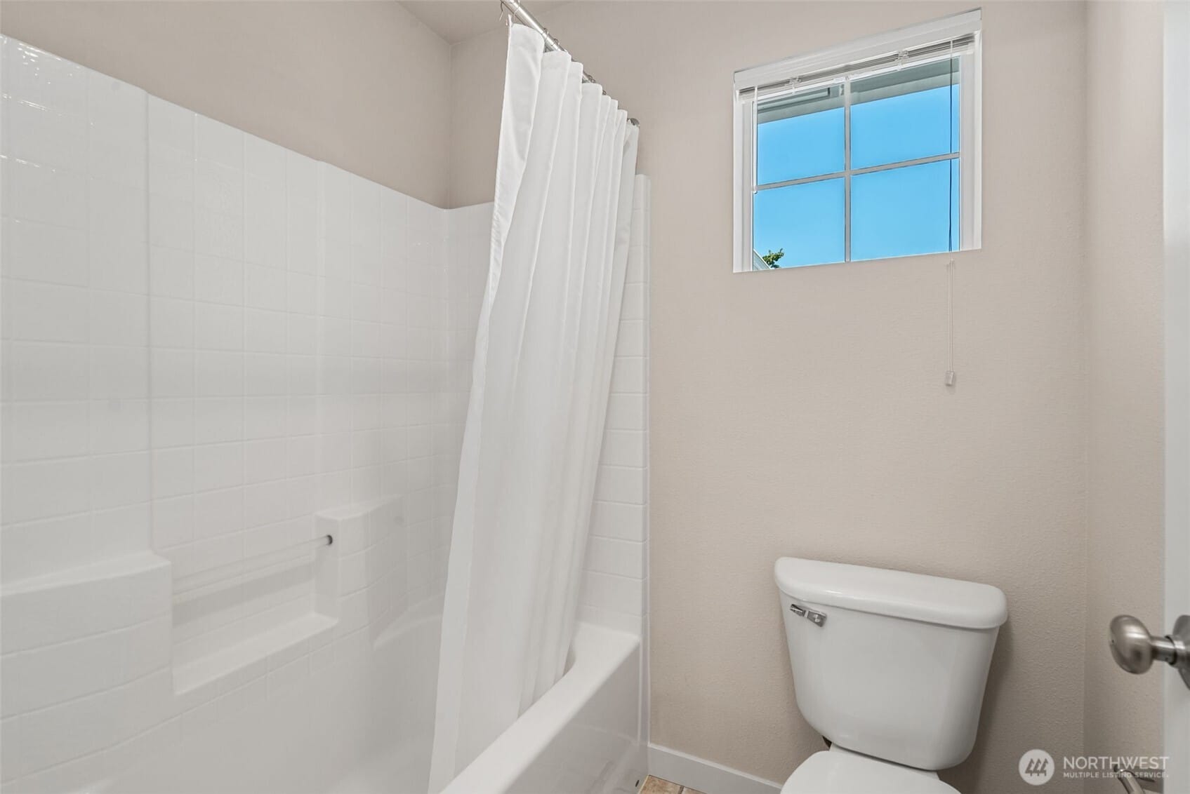 Dupont, Washington, 98327, United States, 4 Bedrooms Bedrooms, ,4 BathroomsBathrooms,Residential,For Sale,1917731
