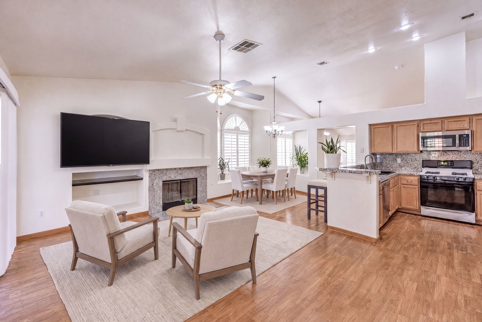  GREAT LOCATION MOVE-IN READY IN SUMMERLIN NORTH - 物件實景