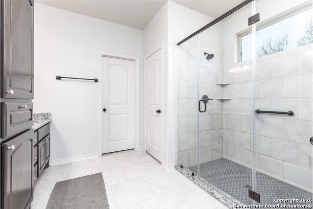 Charlotte, Texas, 78011, United States, 4 Bedrooms Bedrooms, ,3 BathroomsBathrooms,Residential,For Sale,2008526