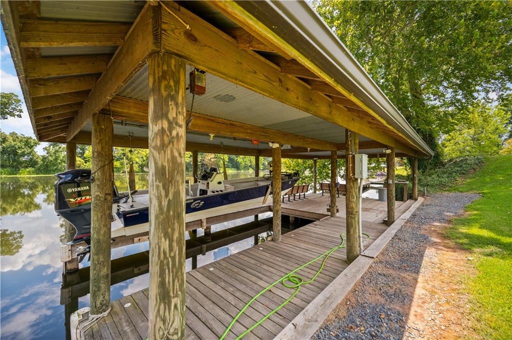 Natchez, Louisiana, 71456, United States, 4 Bedrooms Bedrooms, ,3 BathroomsBathrooms,Residential,For Sale,1975499