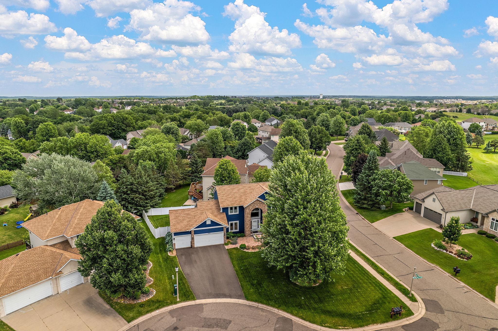 Oakdale, Minnesota, 55128, United States, 4 Bedrooms Bedrooms, ,4 BathroomsBathrooms,Residential,For Sale,1879213