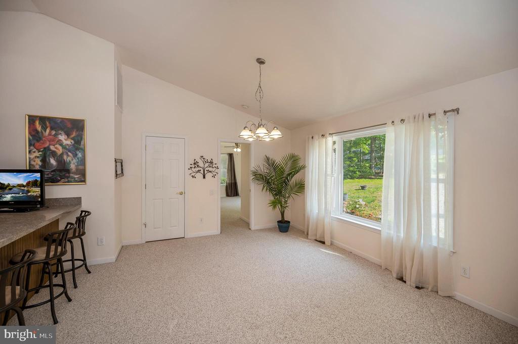 Locust Grove, Virginia, 22508, United States, 4 Bedrooms Bedrooms, ,4 BathroomsBathrooms,Residential,For Sale,1810650