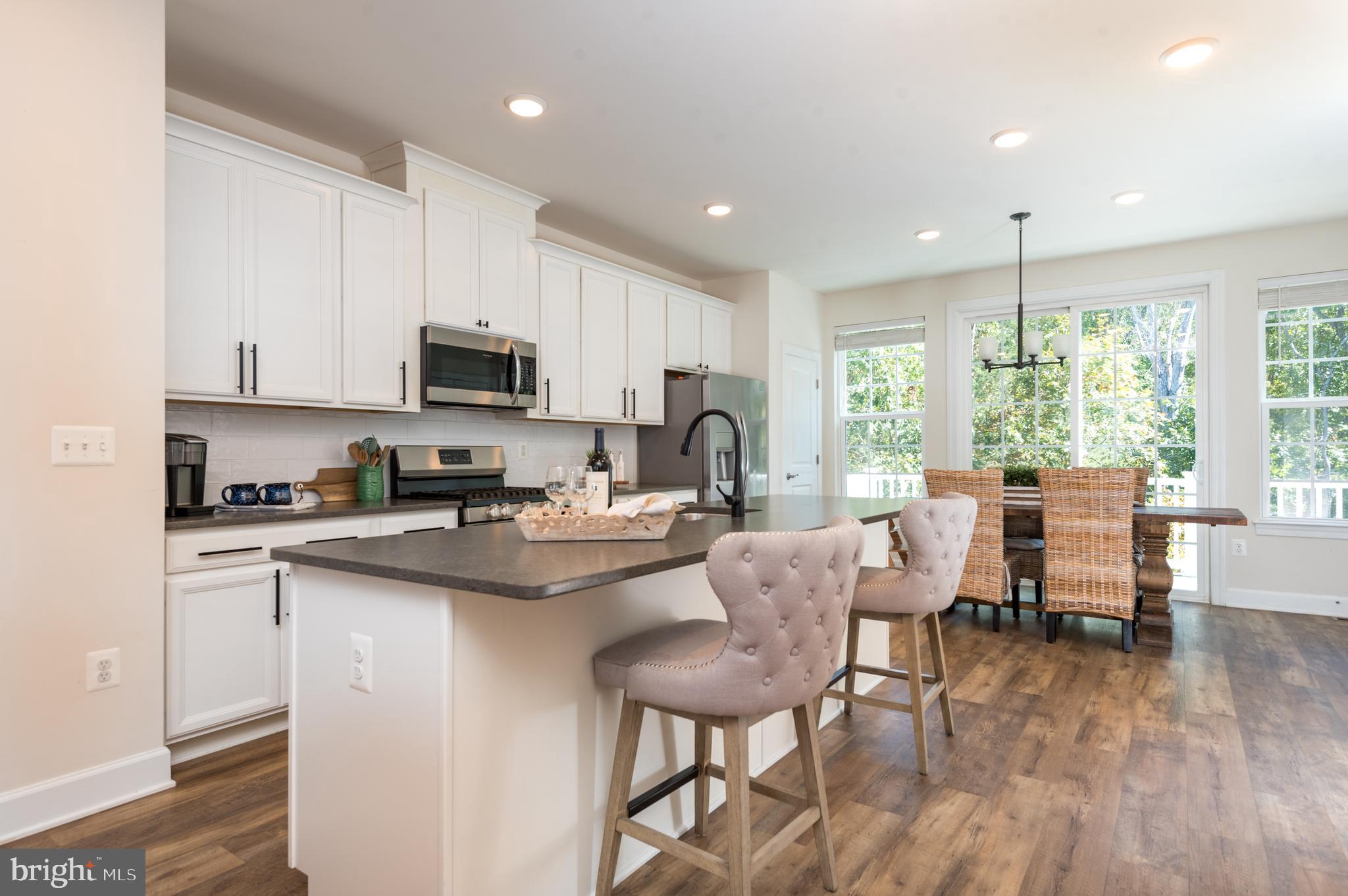 Haymarket, Virginia, 20169, United States, 4 Bedrooms Bedrooms, ,4 BathroomsBathrooms,Residential,For Sale,1980025