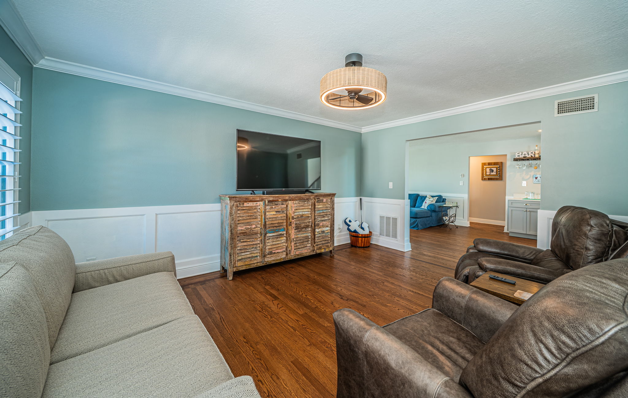 St Petersburg, Florida, 33715, United States, 4 Bedrooms Bedrooms, ,2 BathroomsBathrooms,Residential,For Sale,1994280