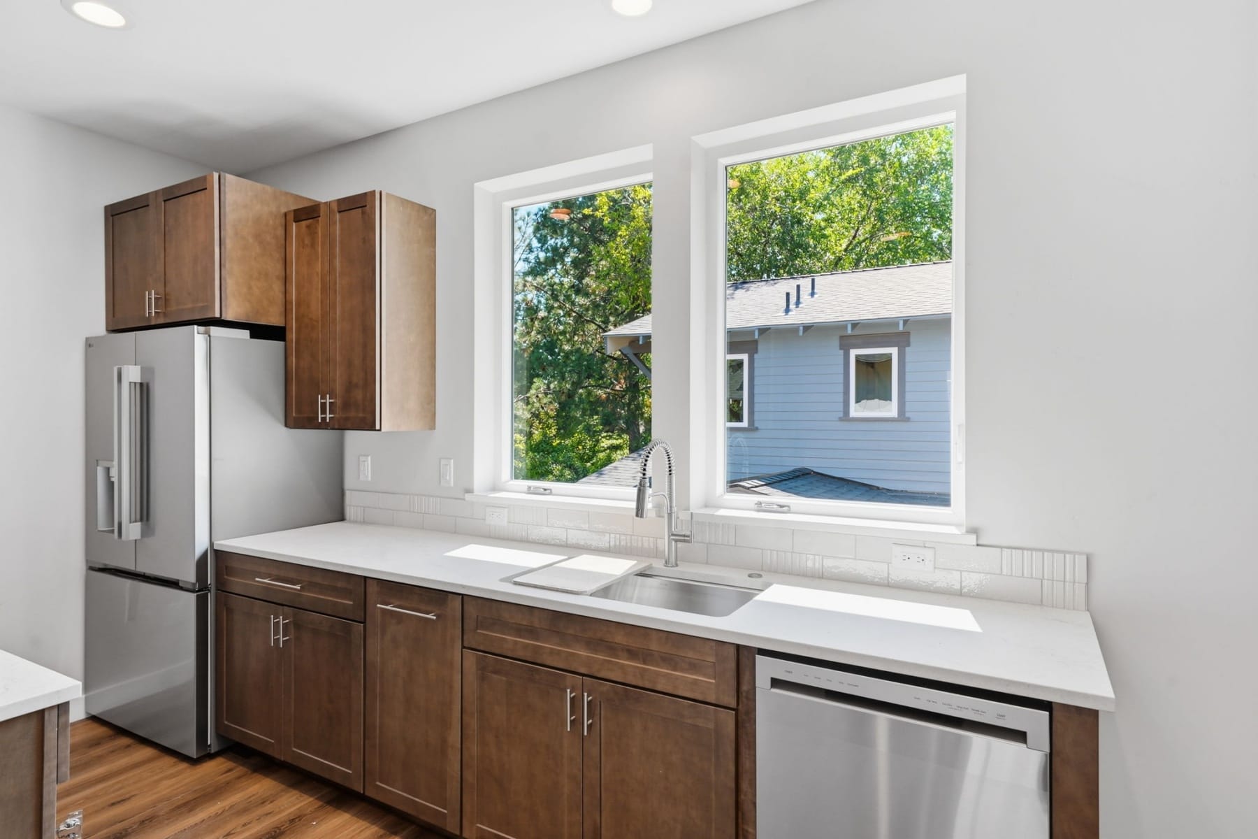  1548 NW Elgin Avenue #1 & 2 Bend, OR 97703 - 物件實景