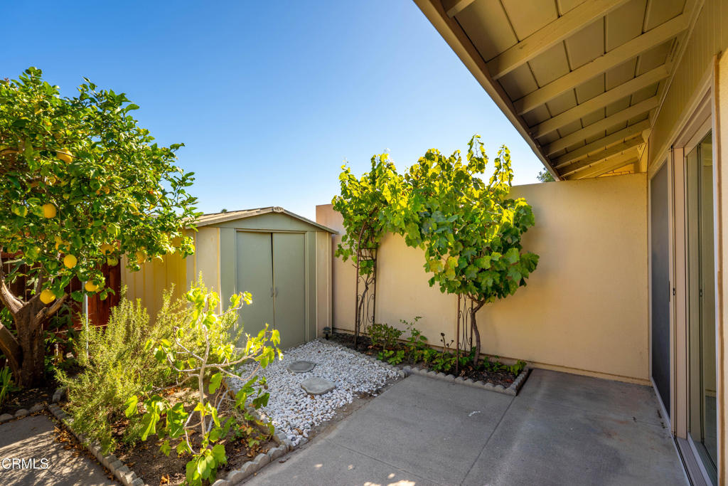 Camarillo, California, 93010, United States, 2 Bedrooms Bedrooms, ,2 BathroomsBathrooms,Residential,For Sale,1931047