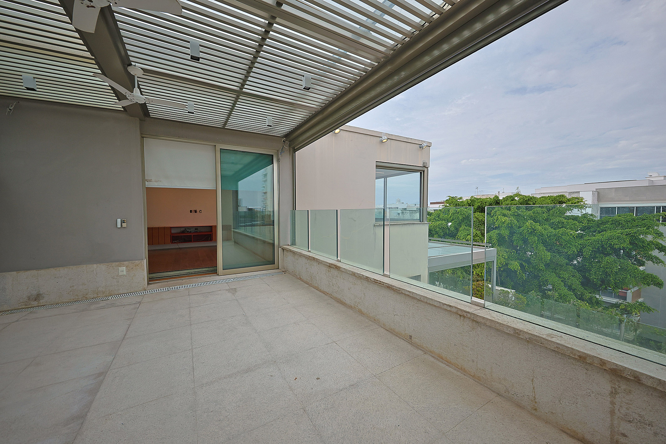  Duplex Penthouse in Jardim Oceânico, Just Steps from the Beach - 物件實景