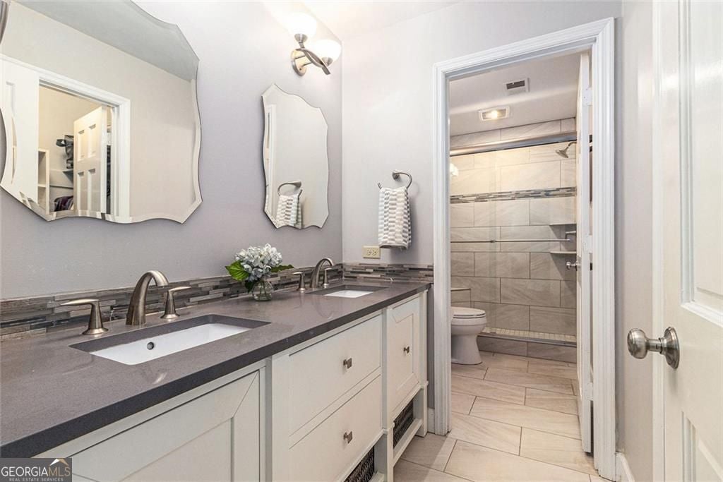 Roswell, Georgia, 30076, United States, 4 Bedrooms Bedrooms, ,3 BathroomsBathrooms,Residential,For Sale,1992516