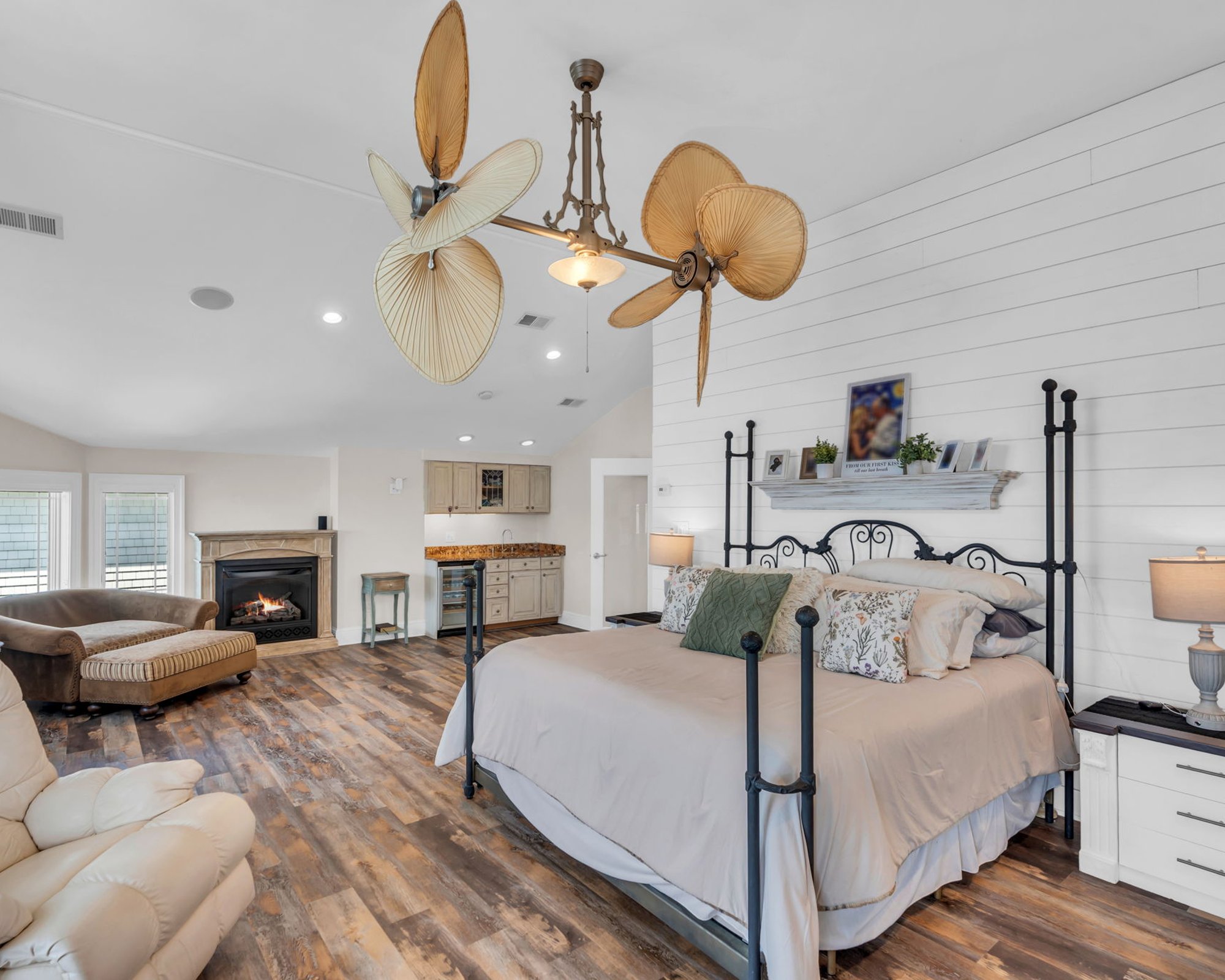  Finely Crafted Riverfront Luxury in Sandy Point - 物件實景