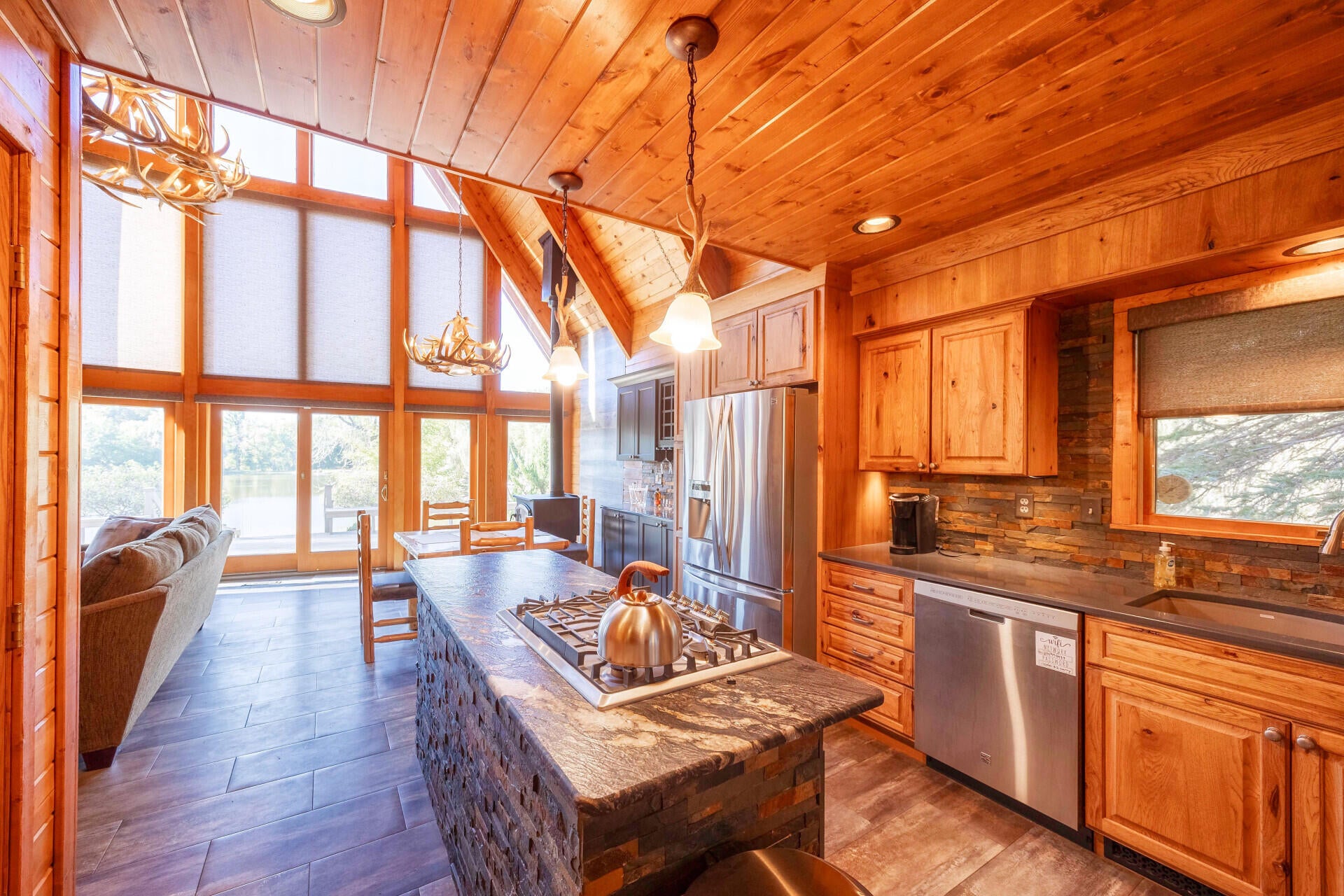 Brooklyn, Michigan, 49230, United States, 3 Bedrooms Bedrooms, ,3 BathroomsBathrooms,Residential,For Sale,1991046