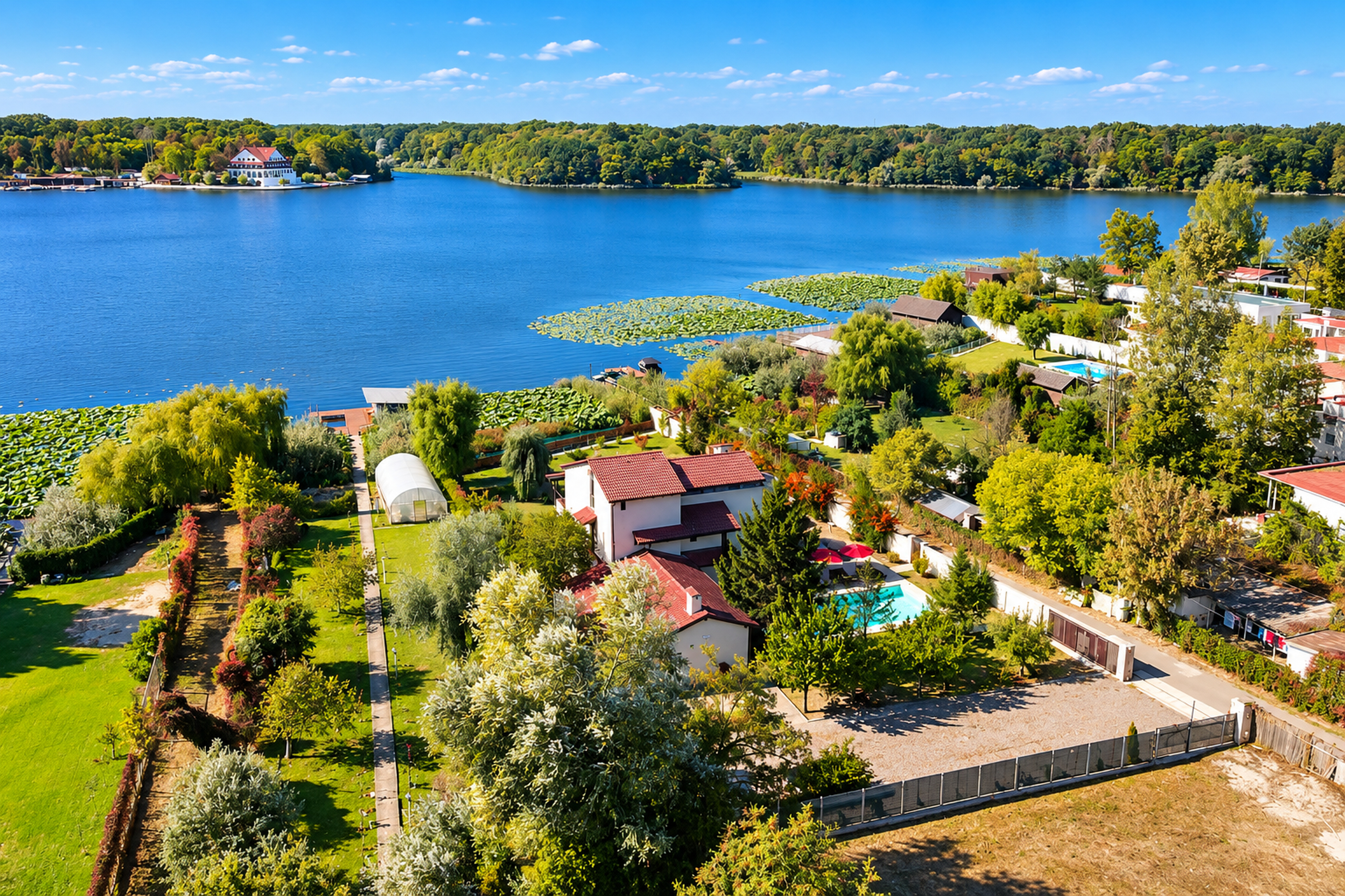  Residence with Swimming Pool in Snagov Most