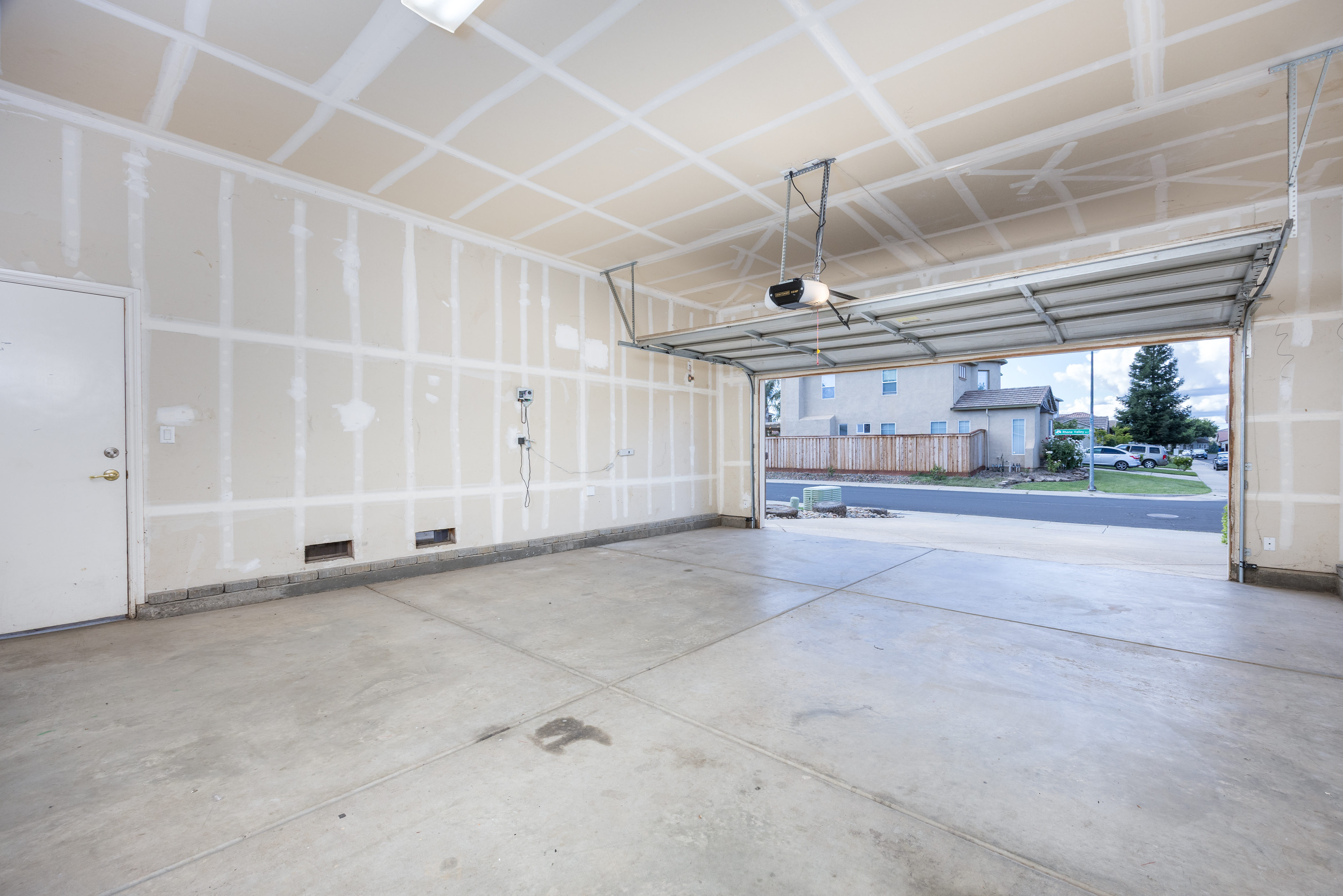  9422 Rhone Valley Way, Elk Grove, CA 95624 - 物件實景
