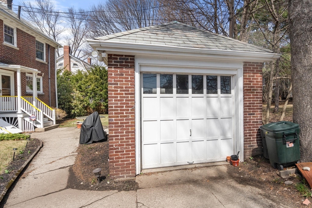 Milton, Massachusetts, 02186, United States, 3 Bedrooms Bedrooms, ,3 BathroomsBathrooms,Residential,For Sale,1941050
