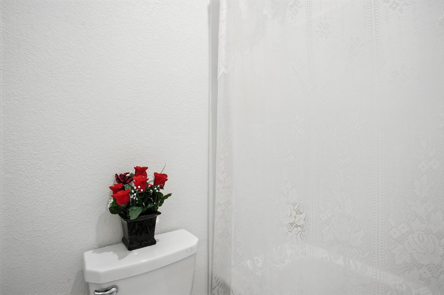 Sacramento, California, 95835, United States, 3 Bedrooms Bedrooms, ,2 BathroomsBathrooms,Residential,For Sale,1972614