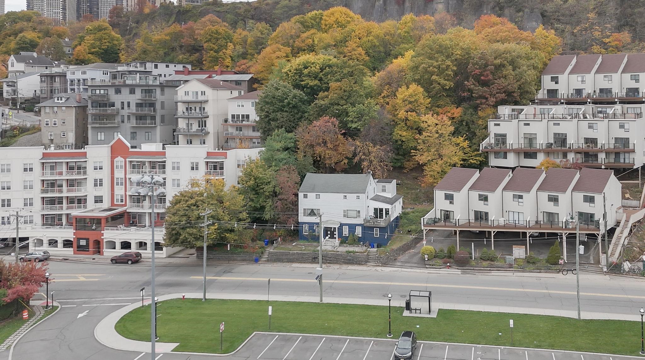 Edgewater, New Jersey, 07020, United States, ,Land,For Sale,1987883