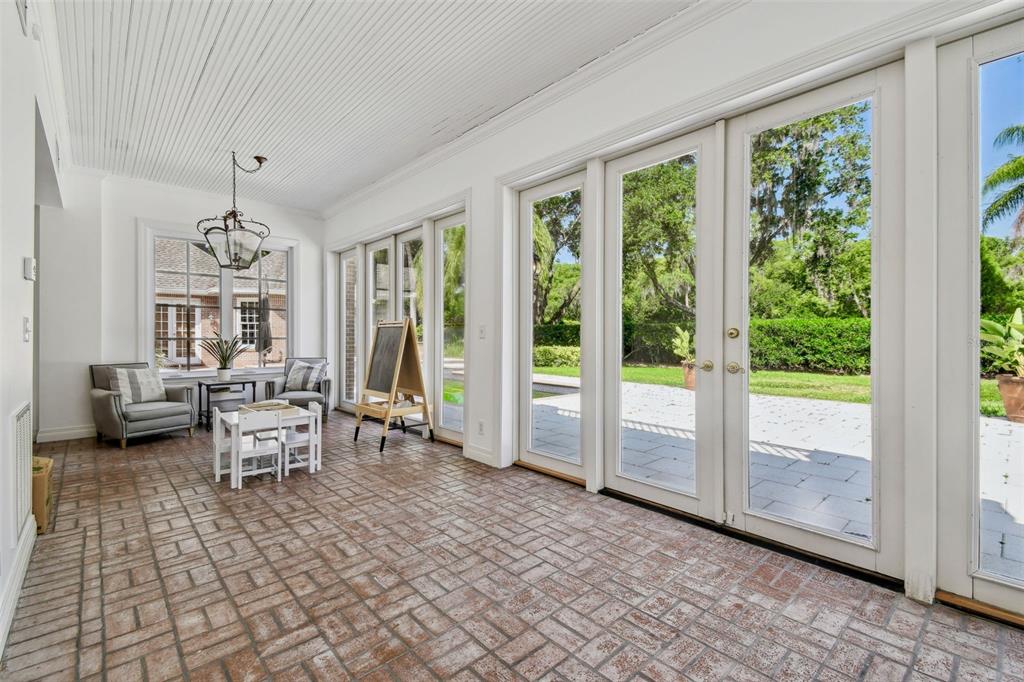 Tampa, Florida, 33613, United States, 5 Bedrooms Bedrooms, ,6 BathroomsBathrooms,Residential,For Sale,1838218