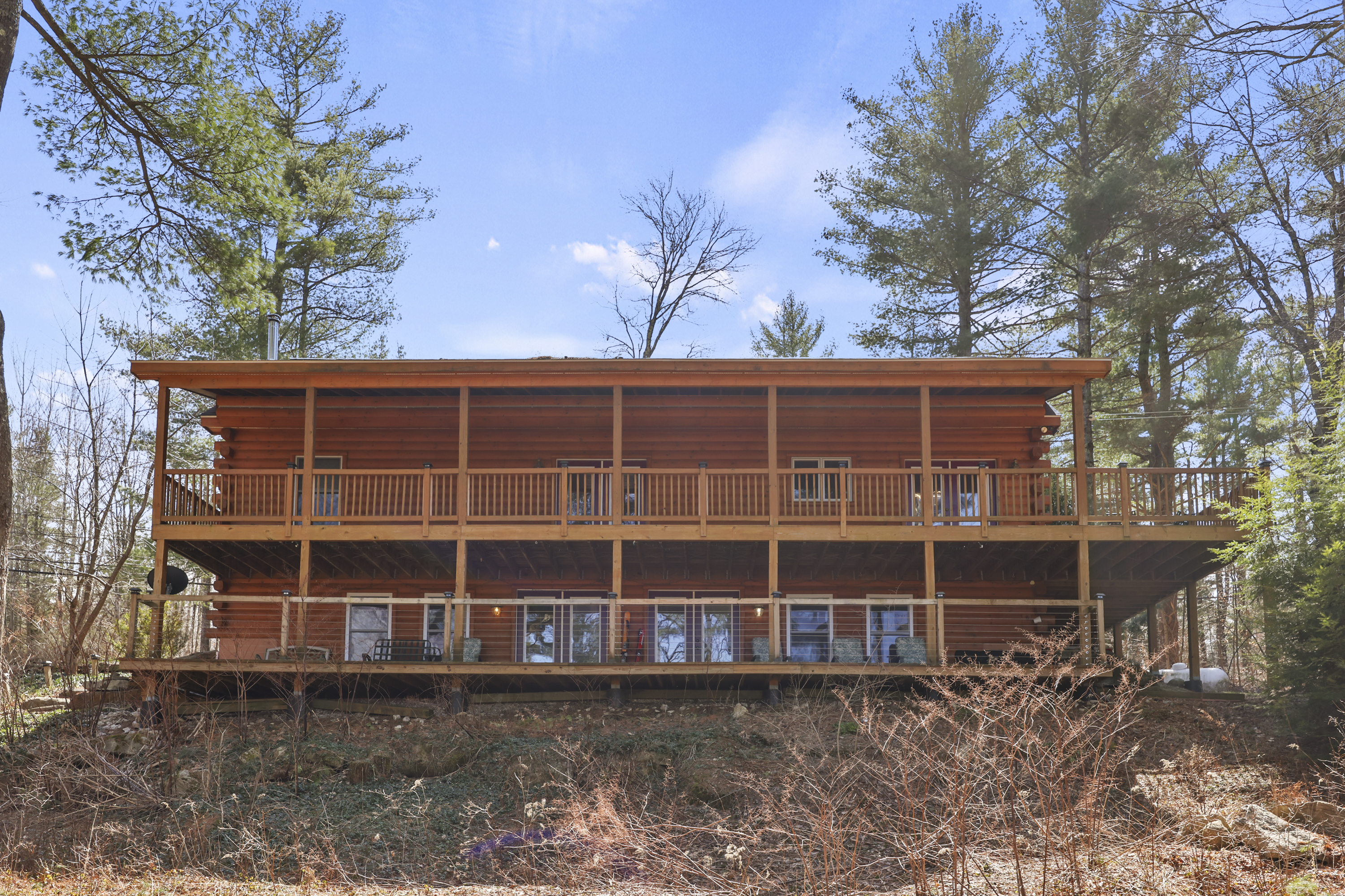  Berkshires Log Home Retreat with Wildlife Pond & Guest Apartment - 物件實景