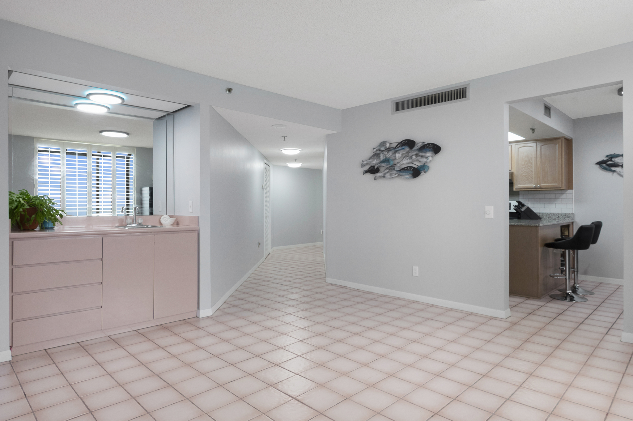 Largo, Florida, 33774, United States, 2 Bedrooms Bedrooms, ,2 BathroomsBathrooms,Residential,For Sale,1944819