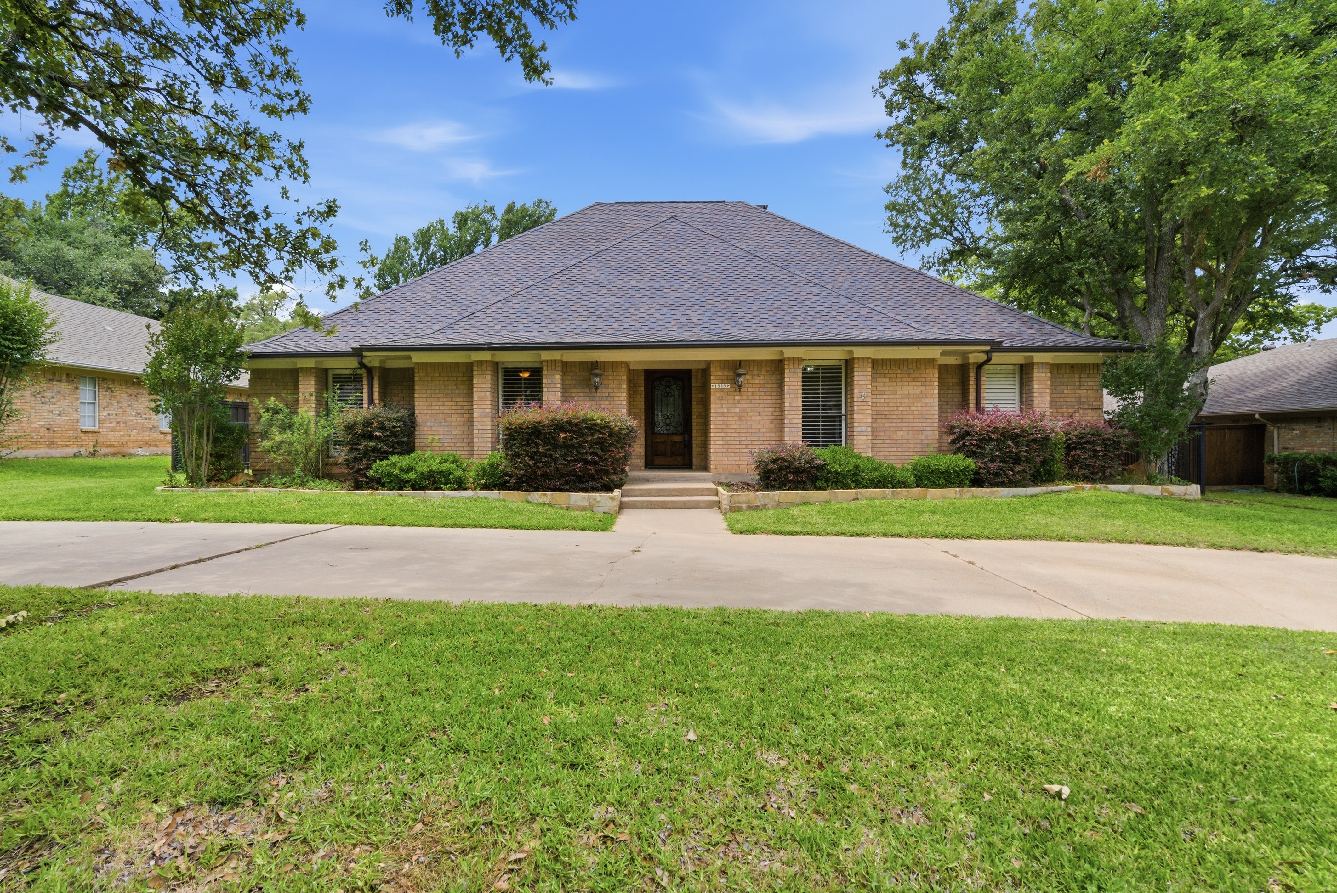  1515 Oak Forest Drive, Graham, TX, 76450 - 物件實景