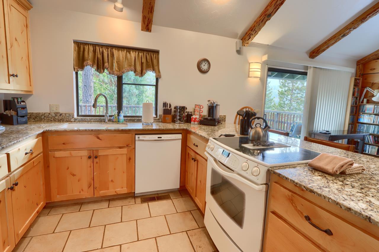 Yosemite West, California, 95389, United States, 2 Bedrooms Bedrooms, ,2 BathroomsBathrooms,Residential,For Sale,1977211