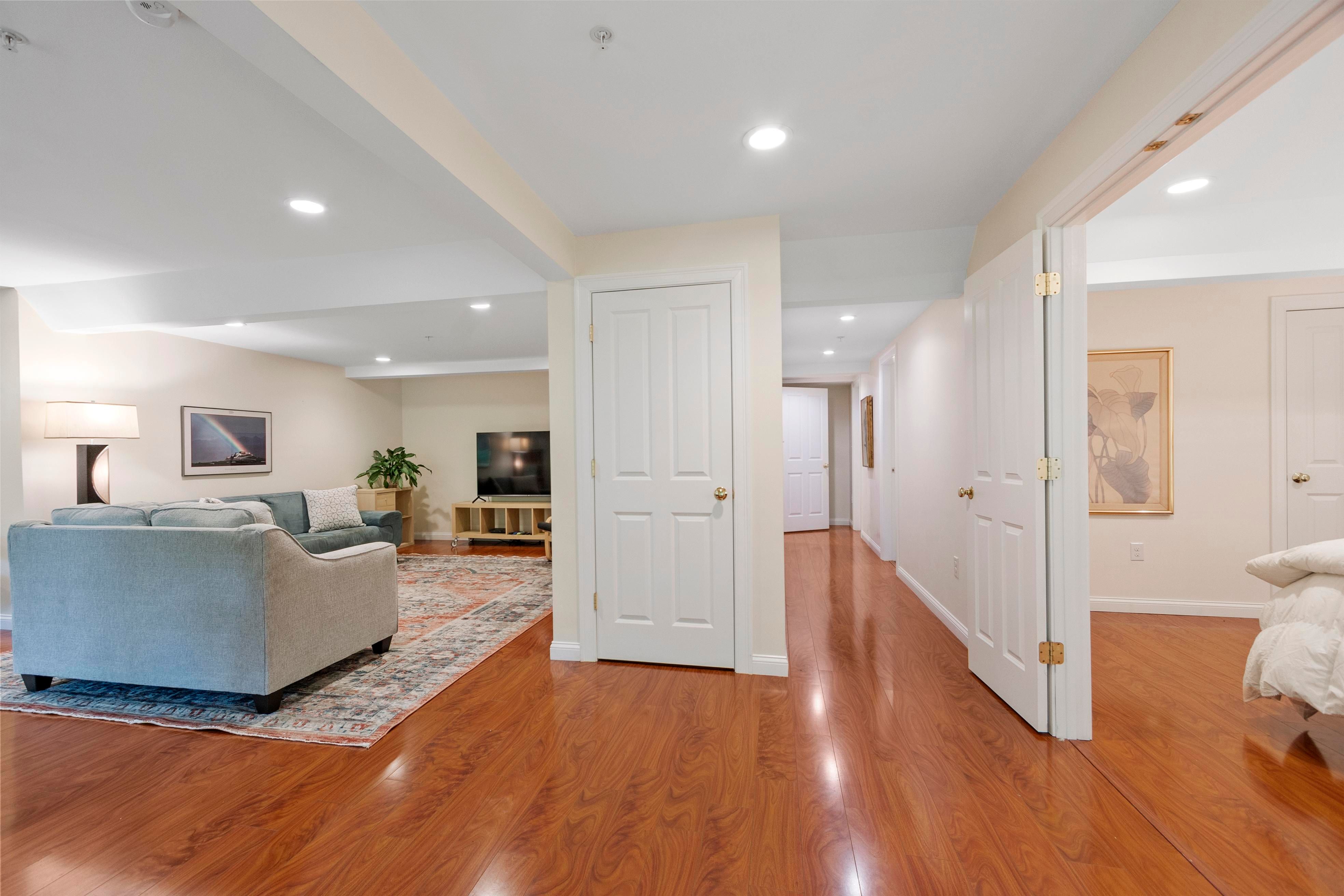  5 Vine Brook Way, Woburn, MA 01801 - 物件實景