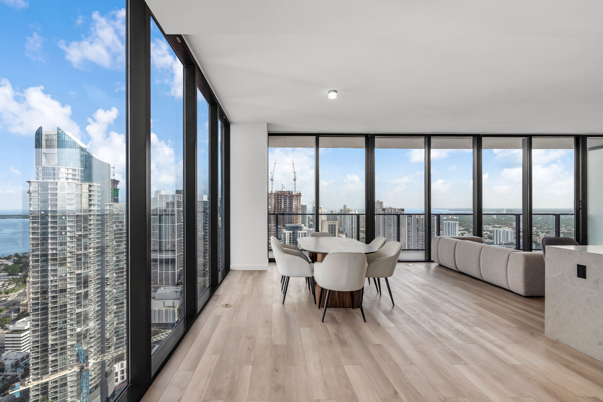  20 NE 11th St, Miami, FL, 33132 - 物件實景