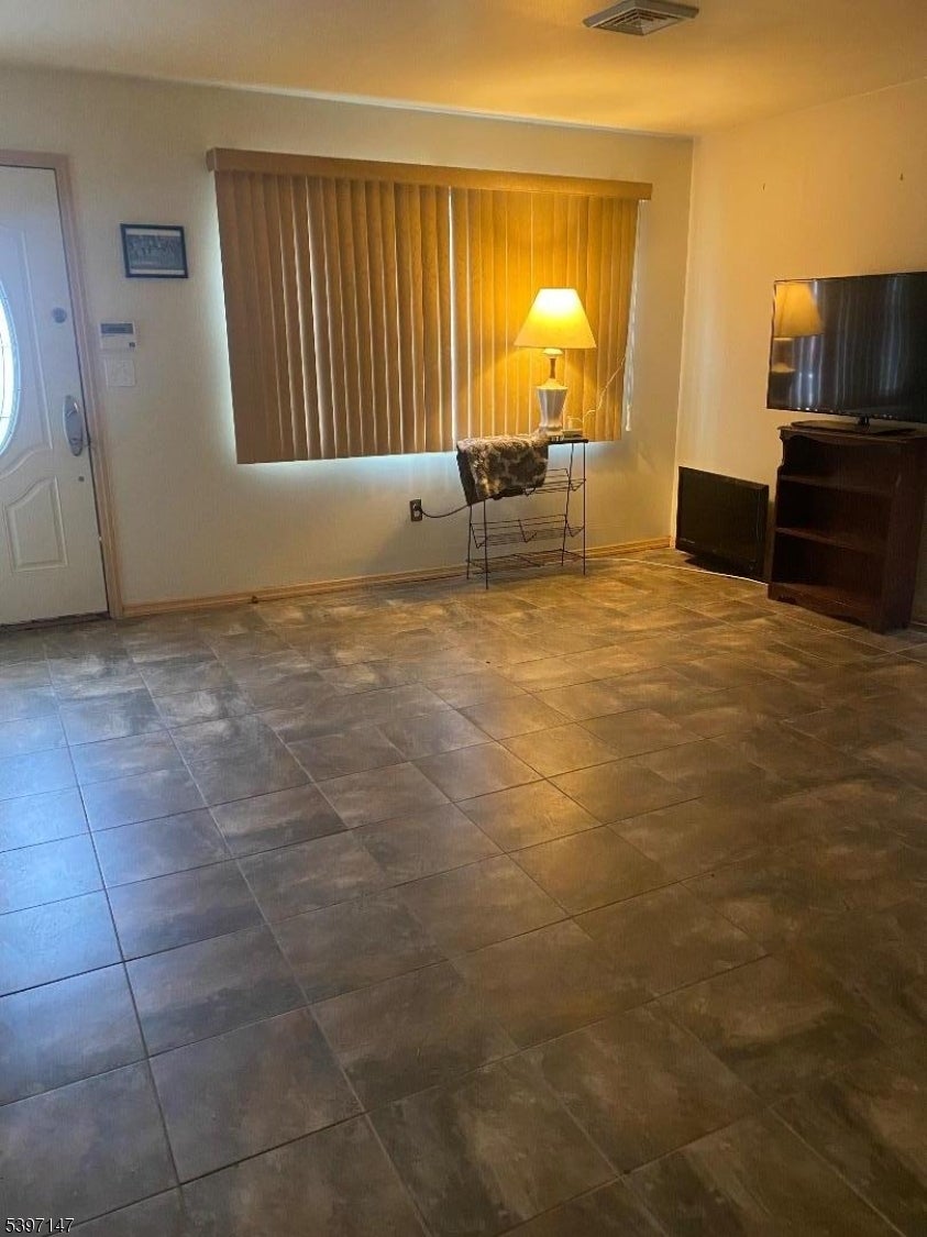 Plainfield City, New Jersey, 07062, United States, 3 Bedrooms Bedrooms, ,1 BathroomBathrooms,Residential,For Sale,1992468