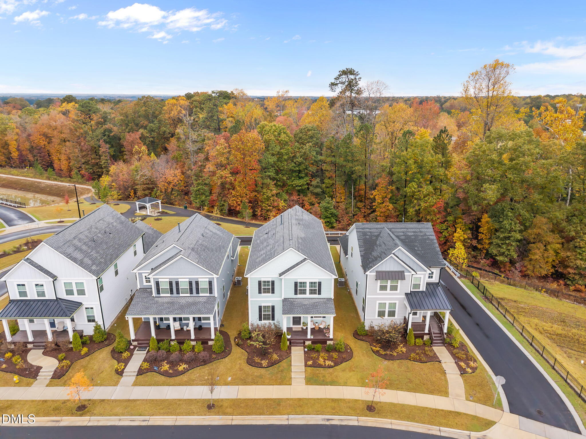 Knightdale, North Carolina, 27545, United States, 4 Bedrooms Bedrooms, ,4 BathroomsBathrooms,Residential,For Sale,1989366