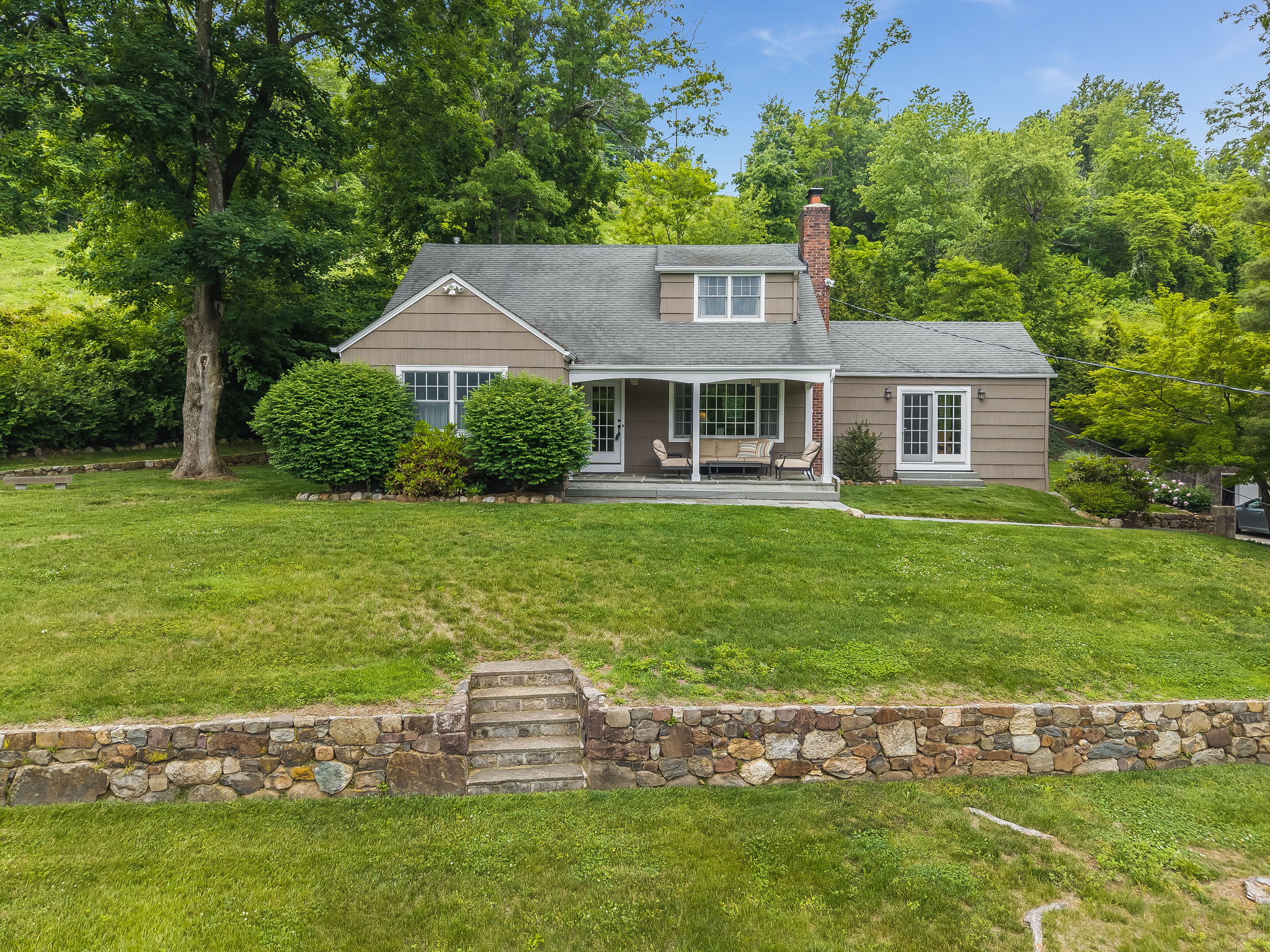 Chatham, New Jersey, 07928, United States, 5 Bedrooms Bedrooms, ,2 BathroomsBathrooms,Residential,For Sale,2033106