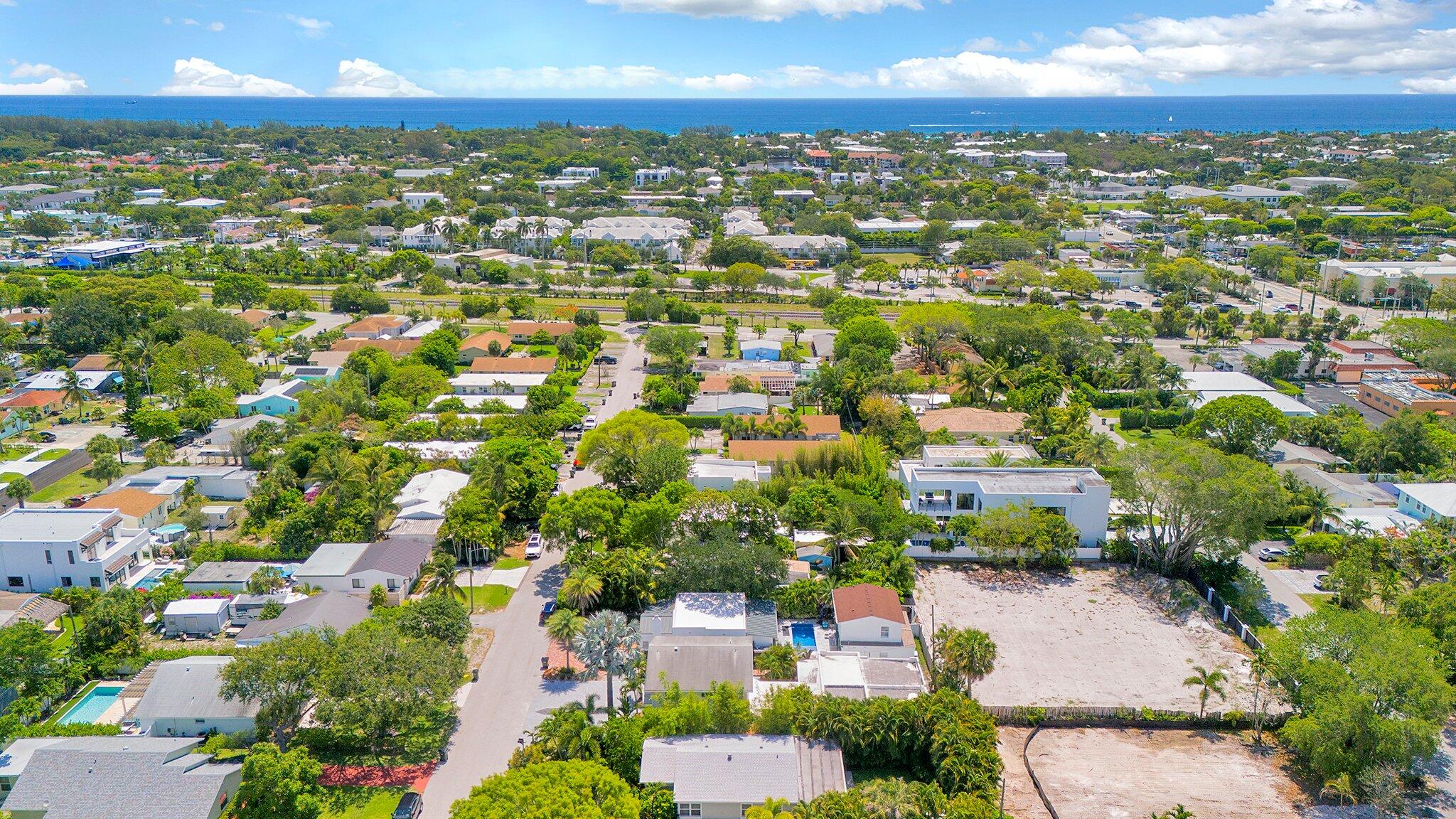 Delray Beach, Florida, 33444, United States, 6 Bedrooms Bedrooms, ,4 BathroomsBathrooms,Residential,For Sale,1836889