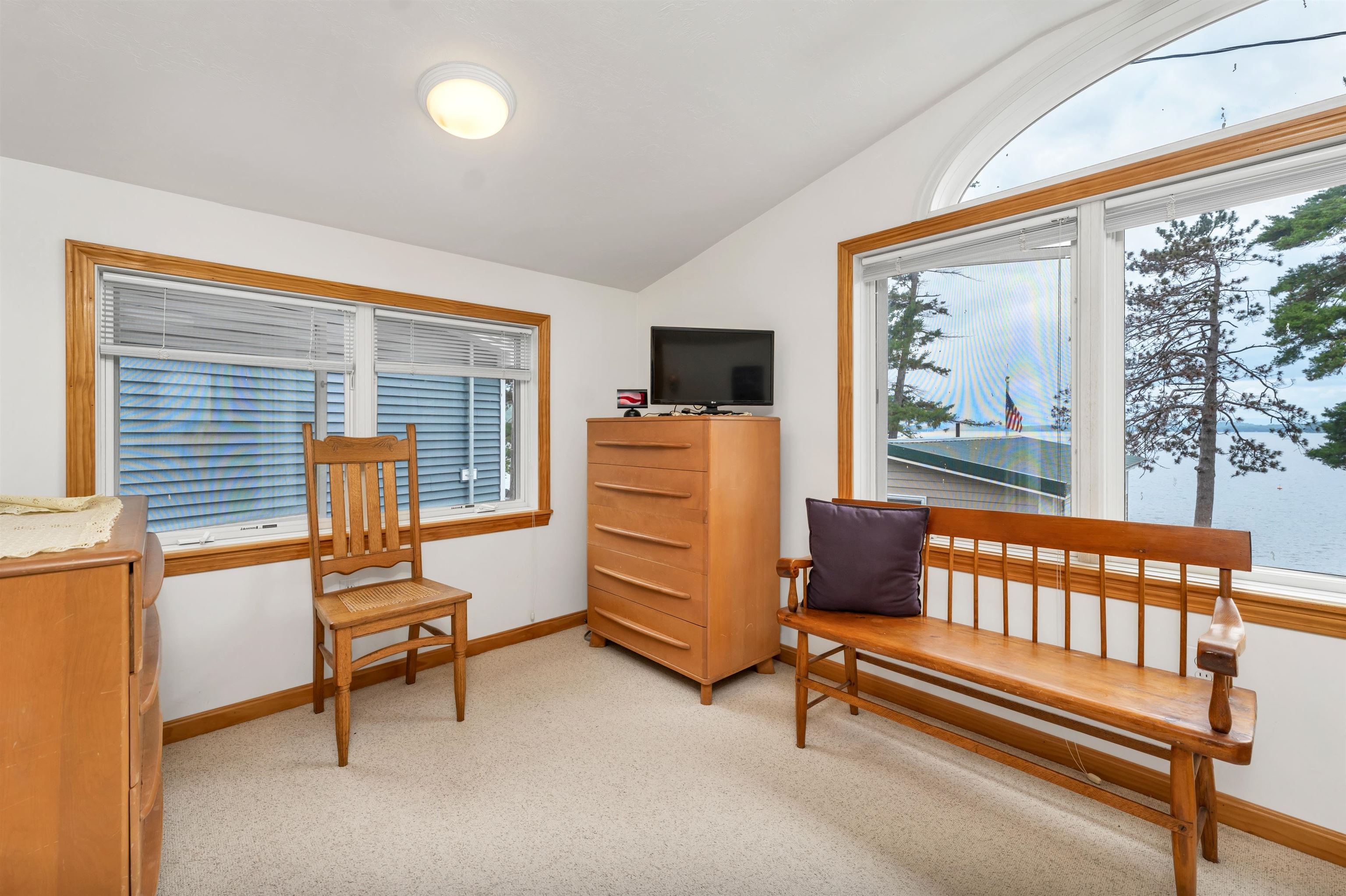 Gilford, New Hampshire, 03249, United States, 2 Bedrooms Bedrooms, ,2 BathroomsBathrooms,Residential,For Sale,1882467