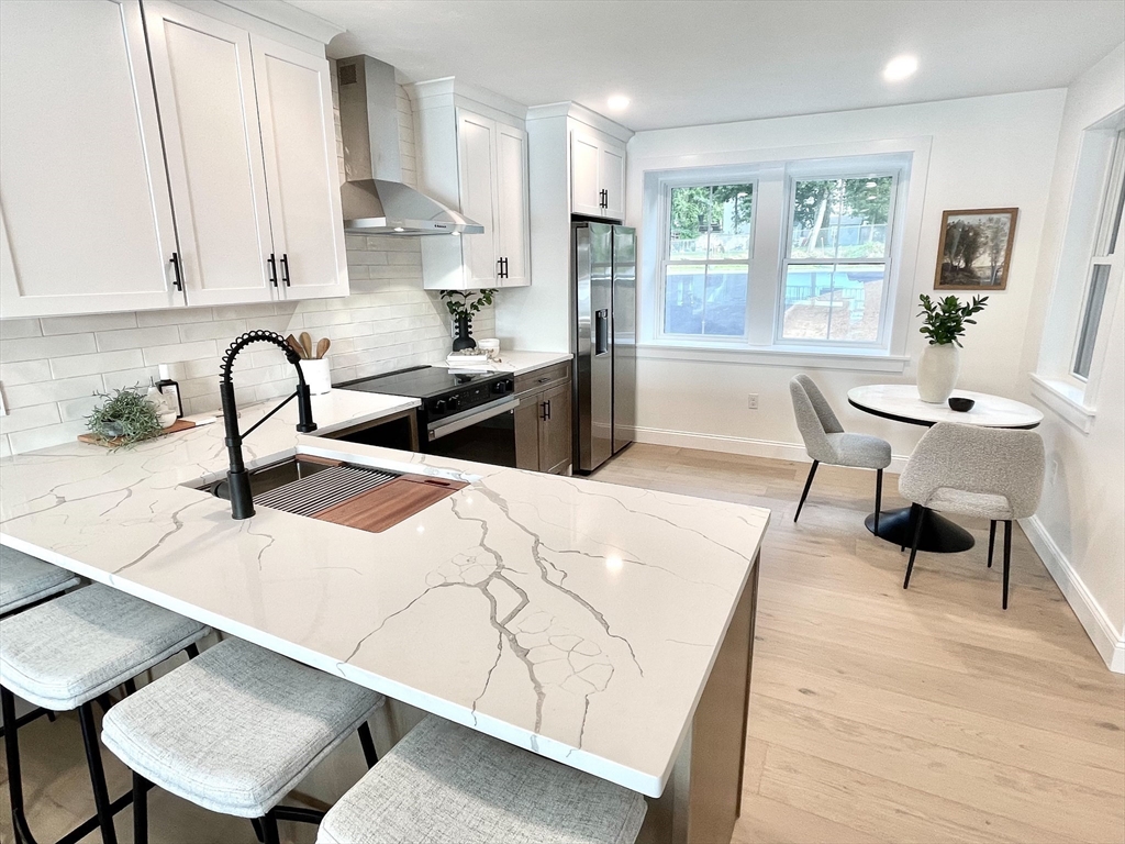 Bellingham, Massachusetts, 02019, United States, 4 Bedrooms Bedrooms, ,4 BathroomsBathrooms,Residential,For Sale,1927389