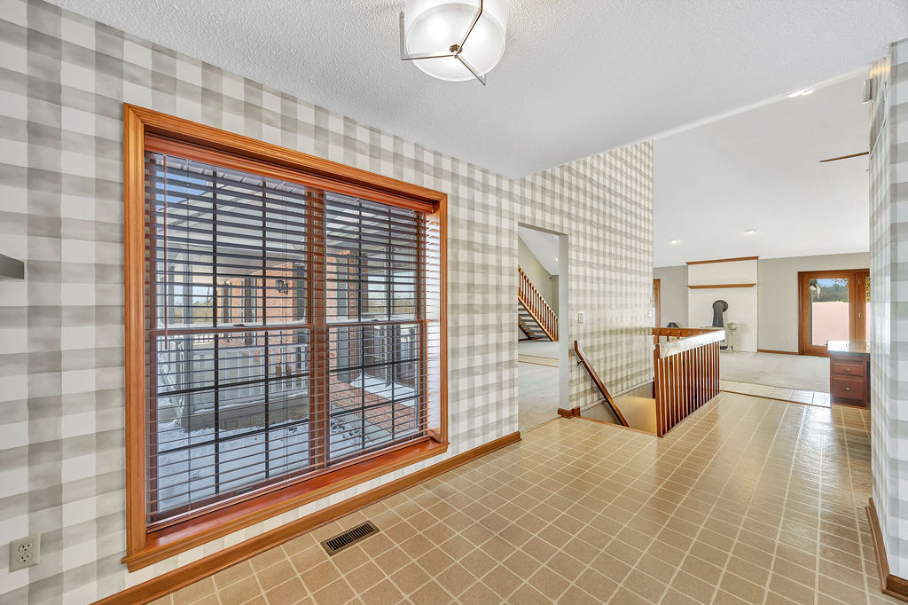 Oxford, Ohio, 45056, United States, 3 Bedrooms Bedrooms, ,3 BathroomsBathrooms,Residential,For Sale,2014049