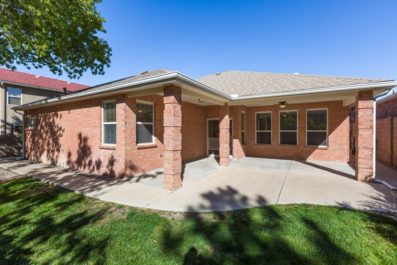 Albuquerque, New Mexico, 87122, United States, 3 Bedrooms Bedrooms, ,2 BathroomsBathrooms,Residential,For Sale,1984801