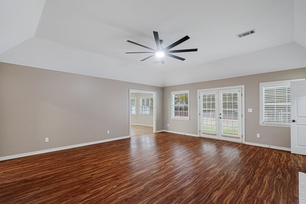 OXFORD, Mississippi, 38655, United States, 4 Bedrooms Bedrooms, ,3 BathroomsBathrooms,Residential,For Sale,1991795